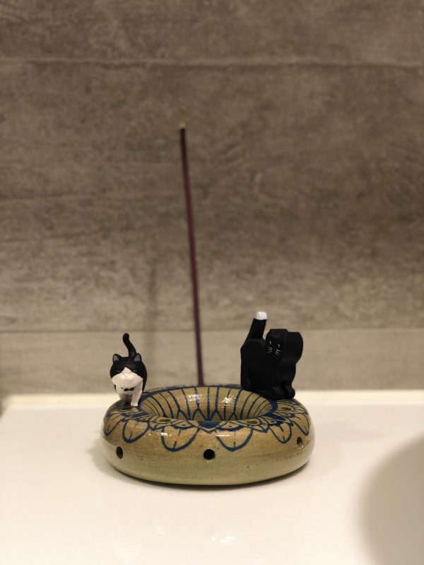 花卉瓷香熏棒架